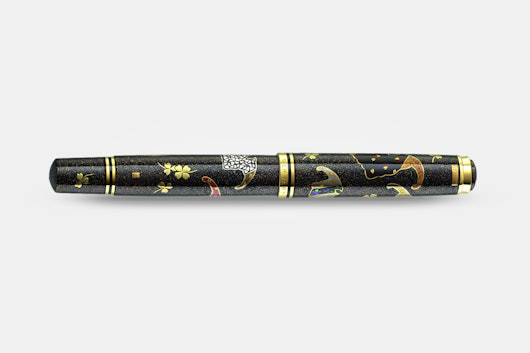 Pelikan Souverän M1000 Maki-e Five Lucky Bats Pen