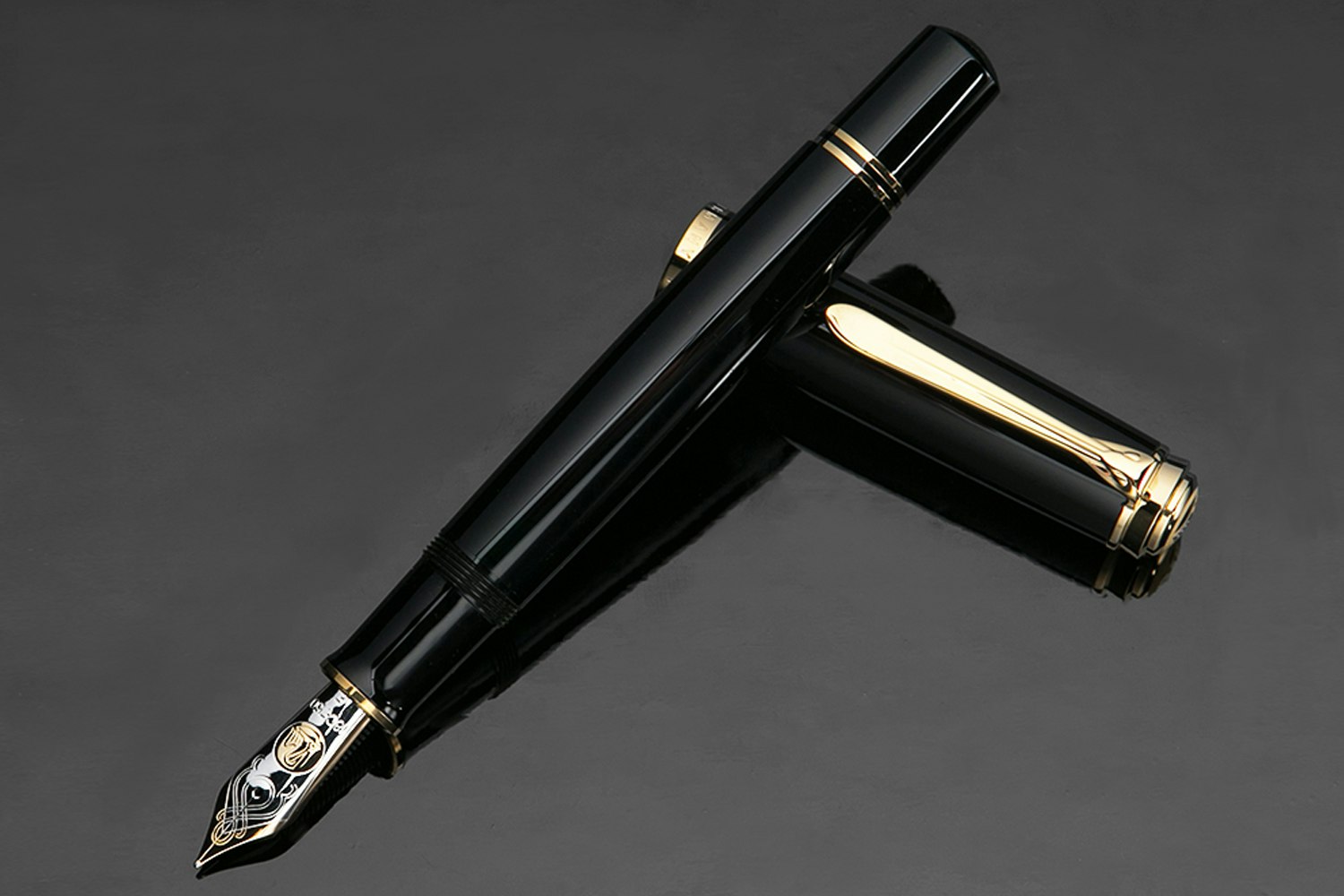 Pelikan Souveran M1000 Fountain Pen | Price & Reviews | Massdrop