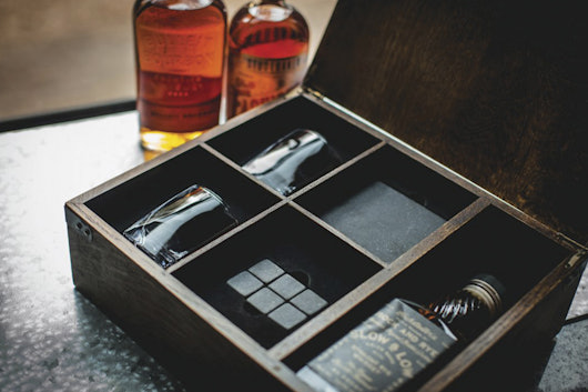 Picnic Time Beer & Whiskey Box Sets