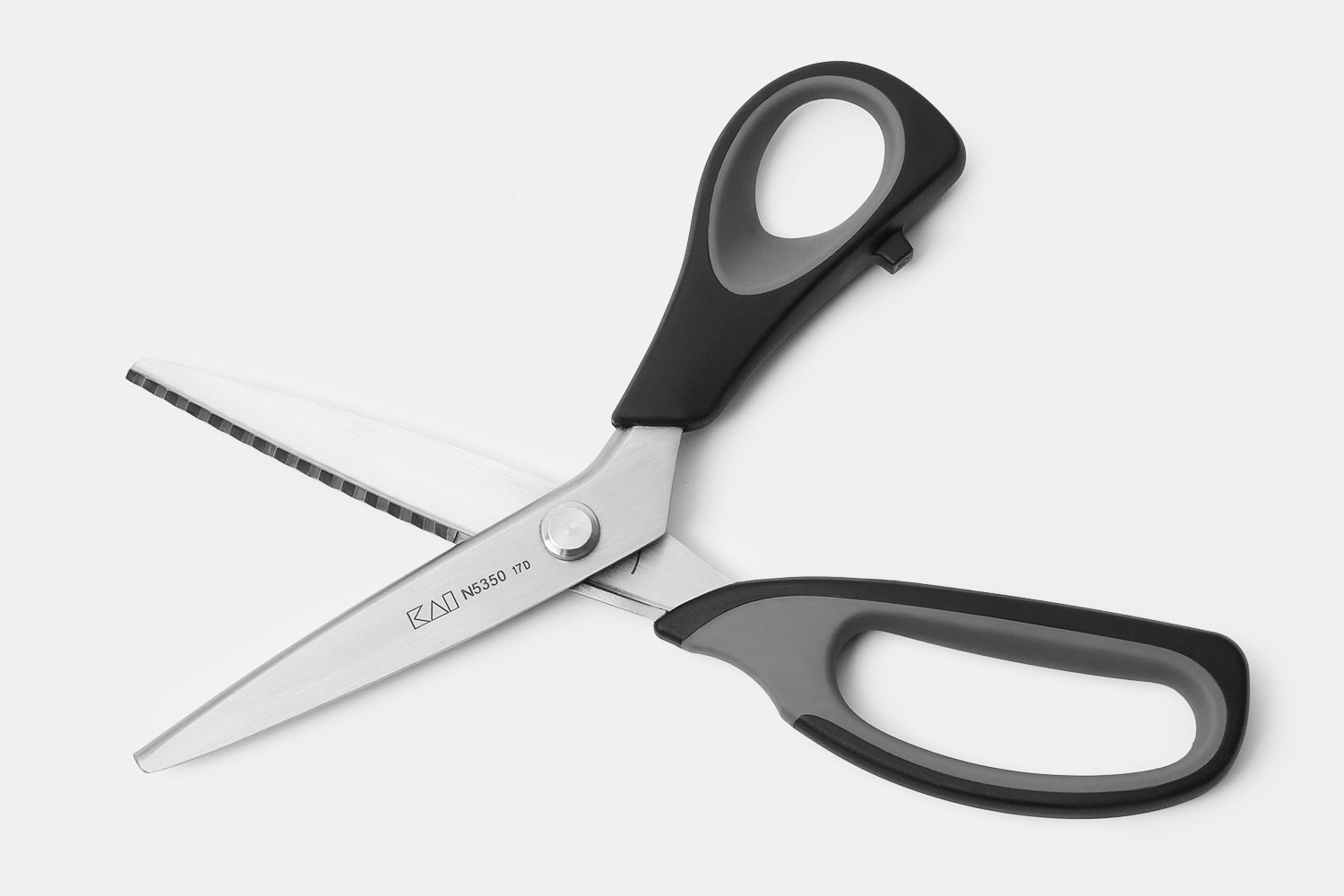 Kai Pinking Shears Price & Reviews Drop