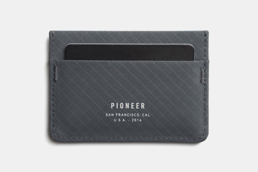 Pioneer Molecule Cardholder