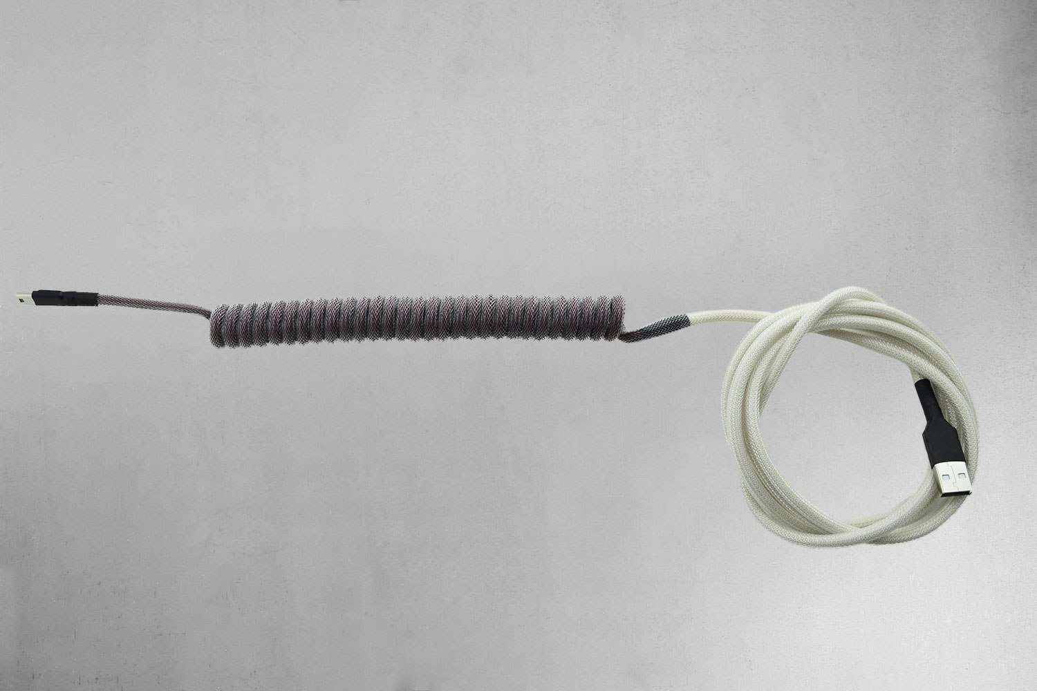 Cream dominant / coil / Black heatshrink (+ $12)