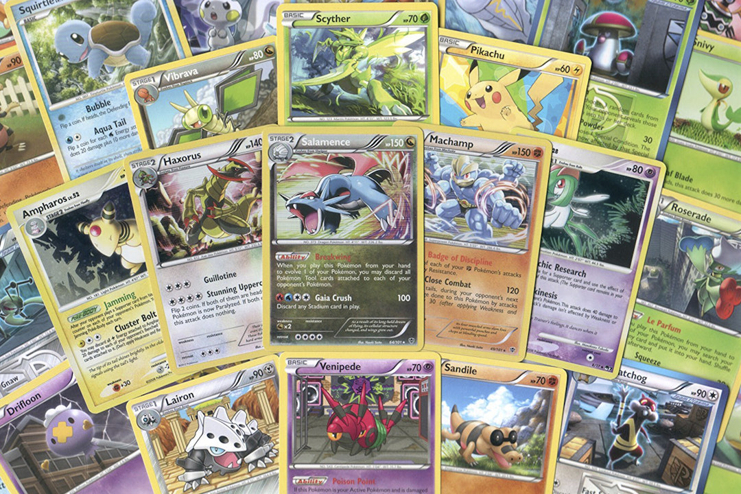 Pokémon Random Cards Lot (50 Cards)