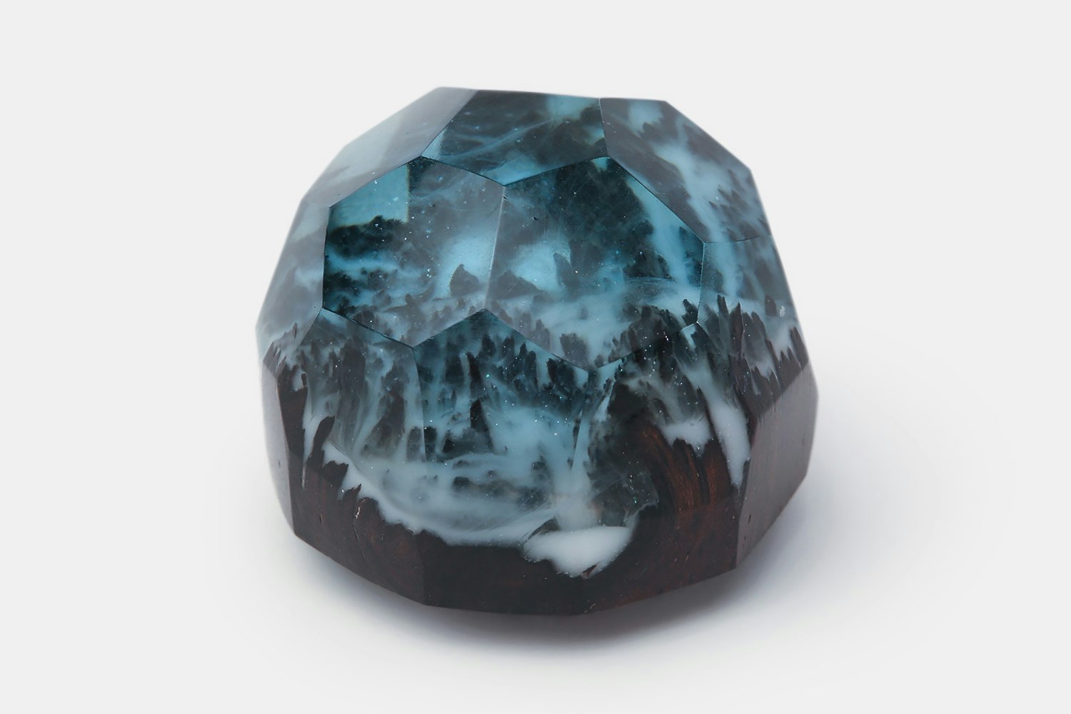 Polygonal Mini Iceland Wood & Resin Artisan Keycap