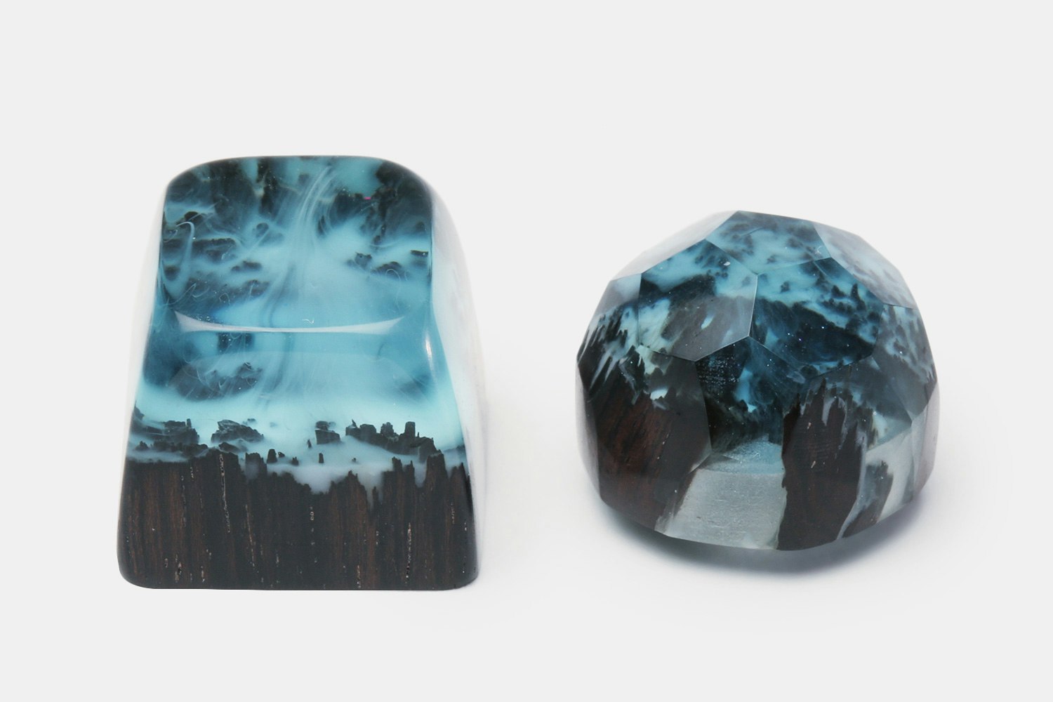 Polygonal Mini Iceland Wood & Resin Artisan Keycap