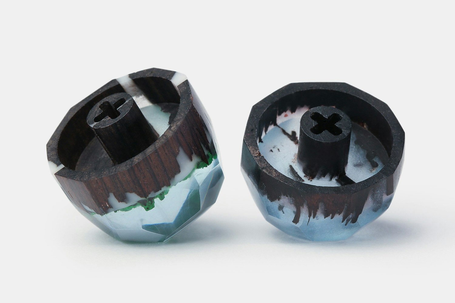 Polygonal Mini Iceland Wood & Resin Artisan Keycap