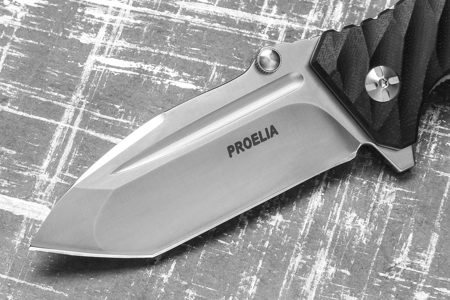 proelia knife review