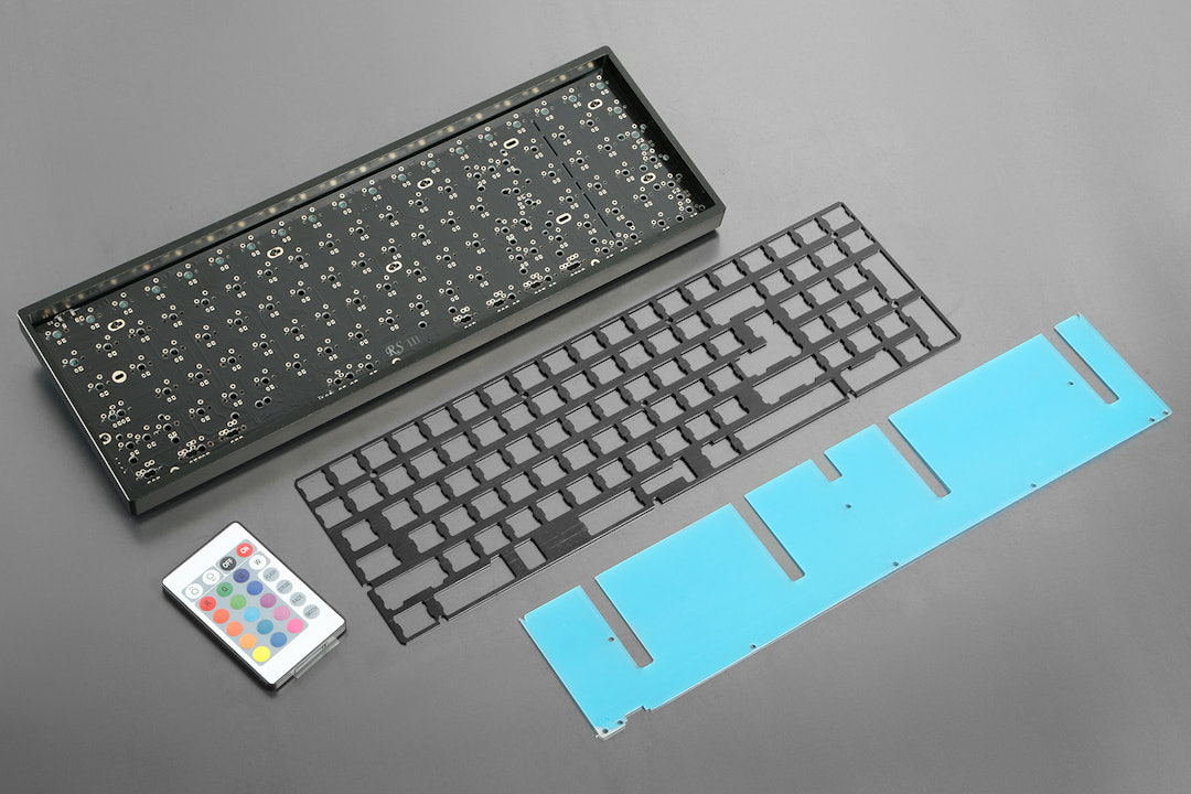 Red Scarf III Ver.A 96-Key Custom Keyboard Kit