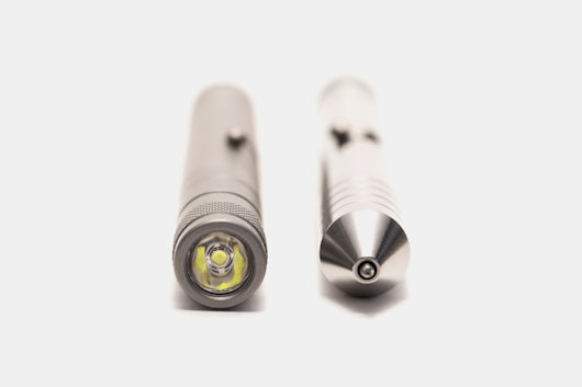 REFYNE P1 Titanium Flashlight & Bolt Action Pen