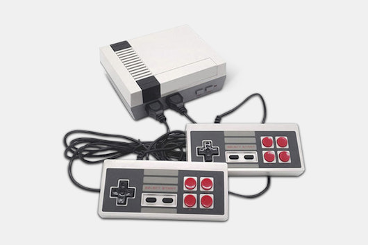 Retro Gaming Console & Controllers