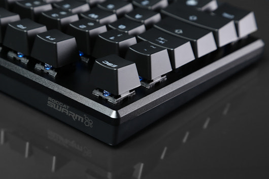 Roccat Suora Frameless Mechanical Keyboard Bundle