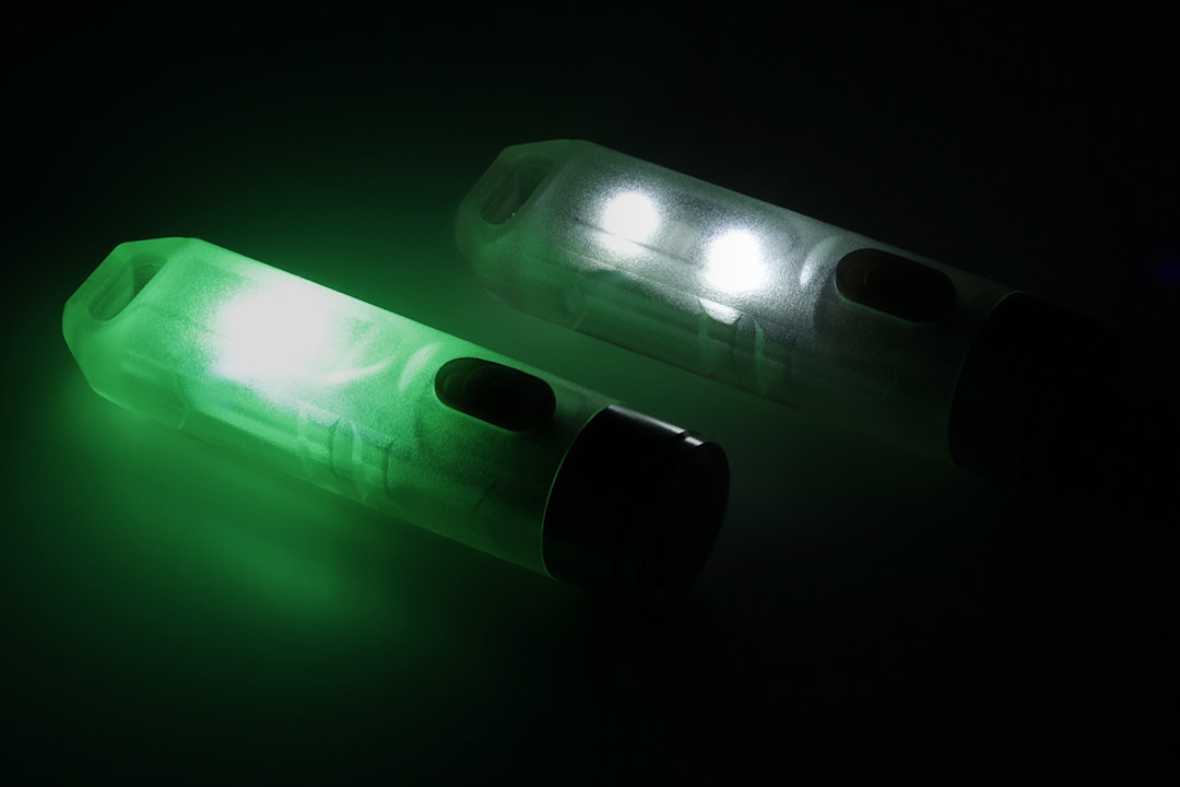 RovyVon Aurora A5R Glow-in-the-Dark UV Flashlight