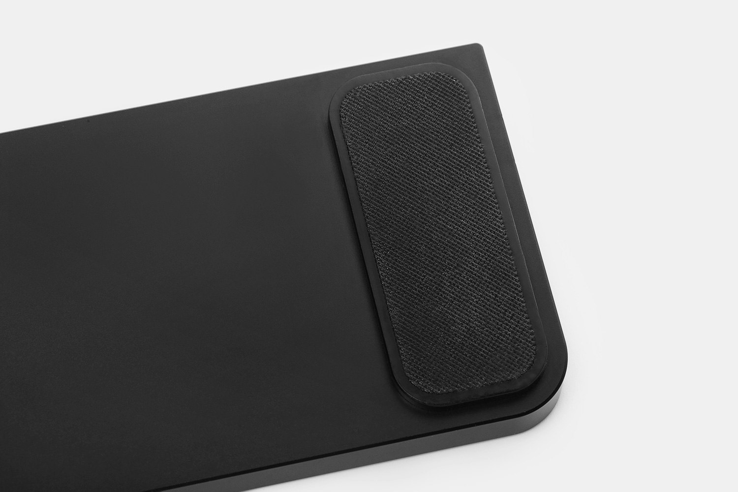 Royal Glam Aluminum Wrist Rest