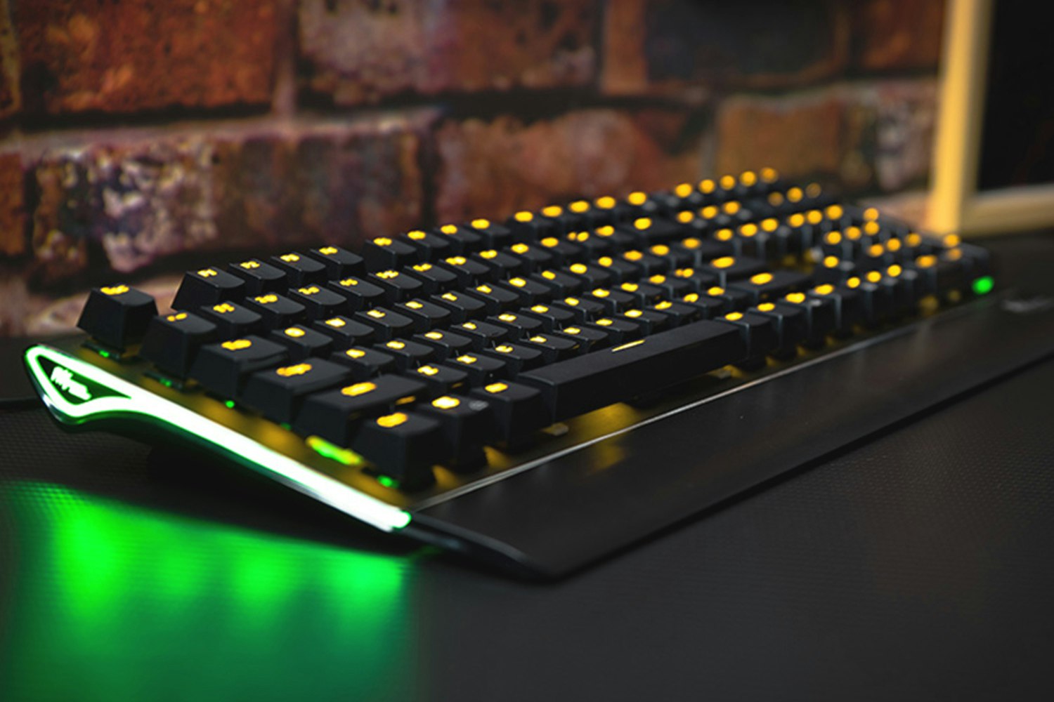 Royal Kludge RK-S108