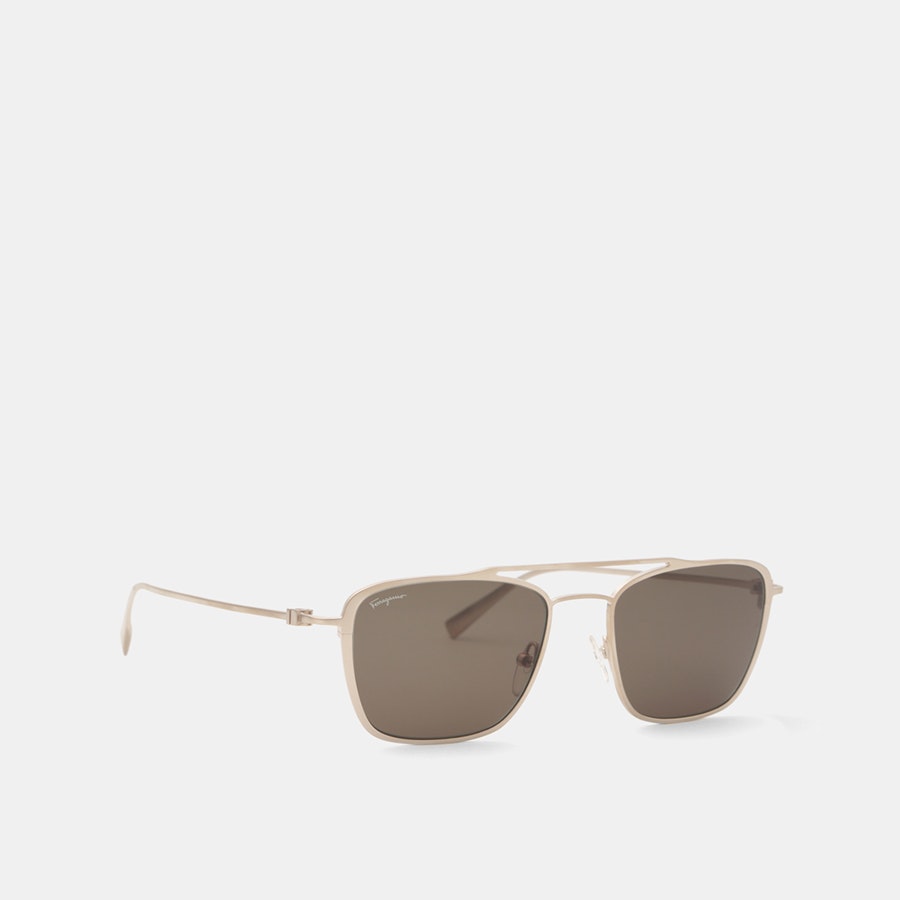 Salvatore ferragamo hot sale navigator sunglasses