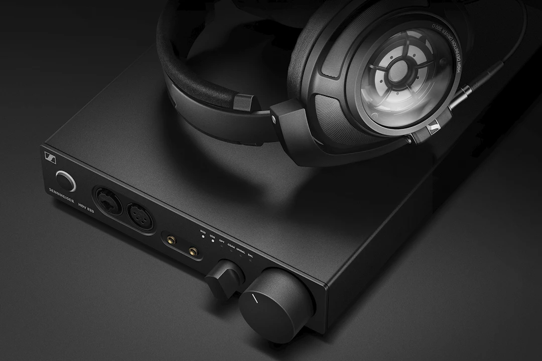 Sennheiser HD 820 Closed-Back Headphones