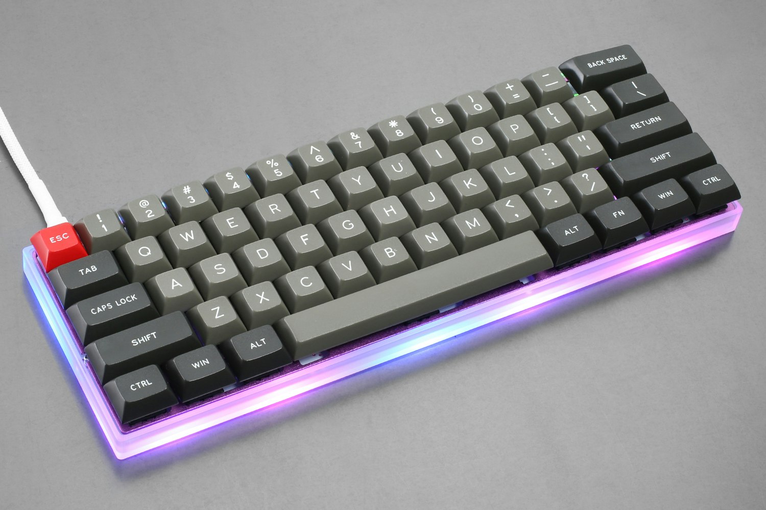 Sentraq Acrylic 60% Keyboard Case