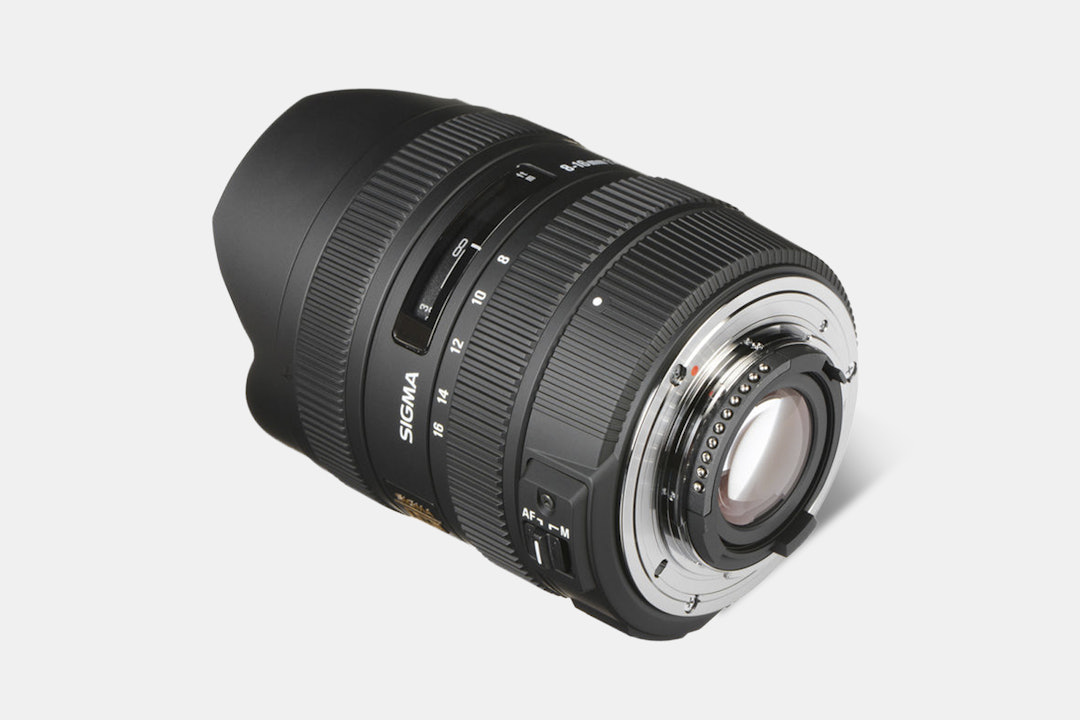 Sigma 8-16mm f4.5-5.6 DC HSM Ultra-Wide Zoom Lens