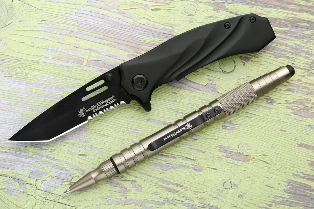 Smith & Wesson Knife and Pen Set