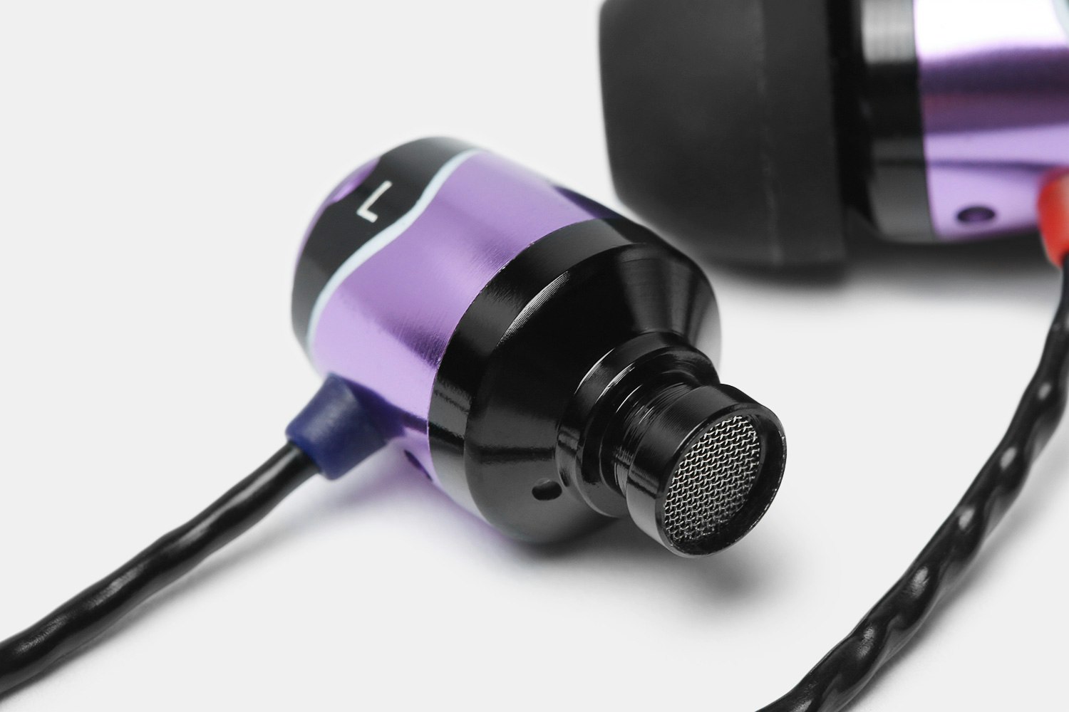 SoundMAGIC E10M IEMs