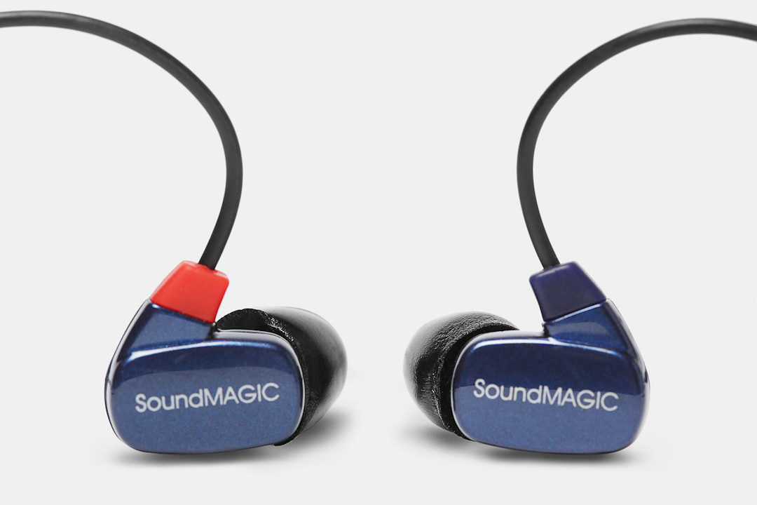 SoundMAGIC PL50 IEMs