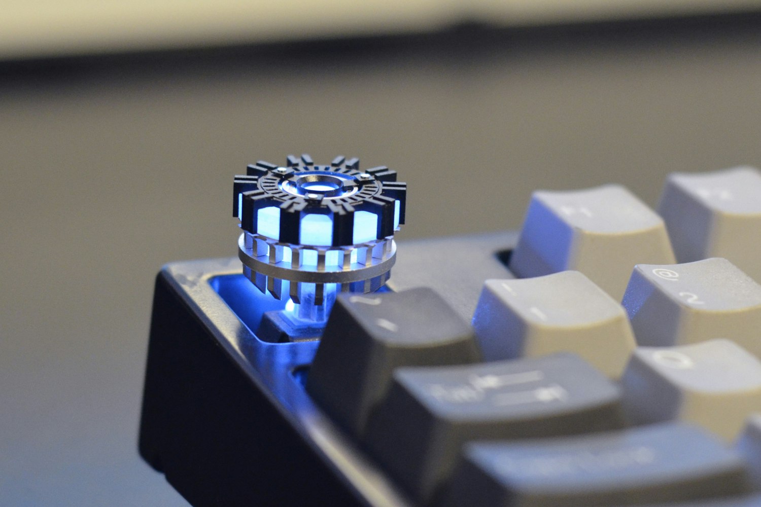 Sparkle Loft Reactor Artisan Keycap