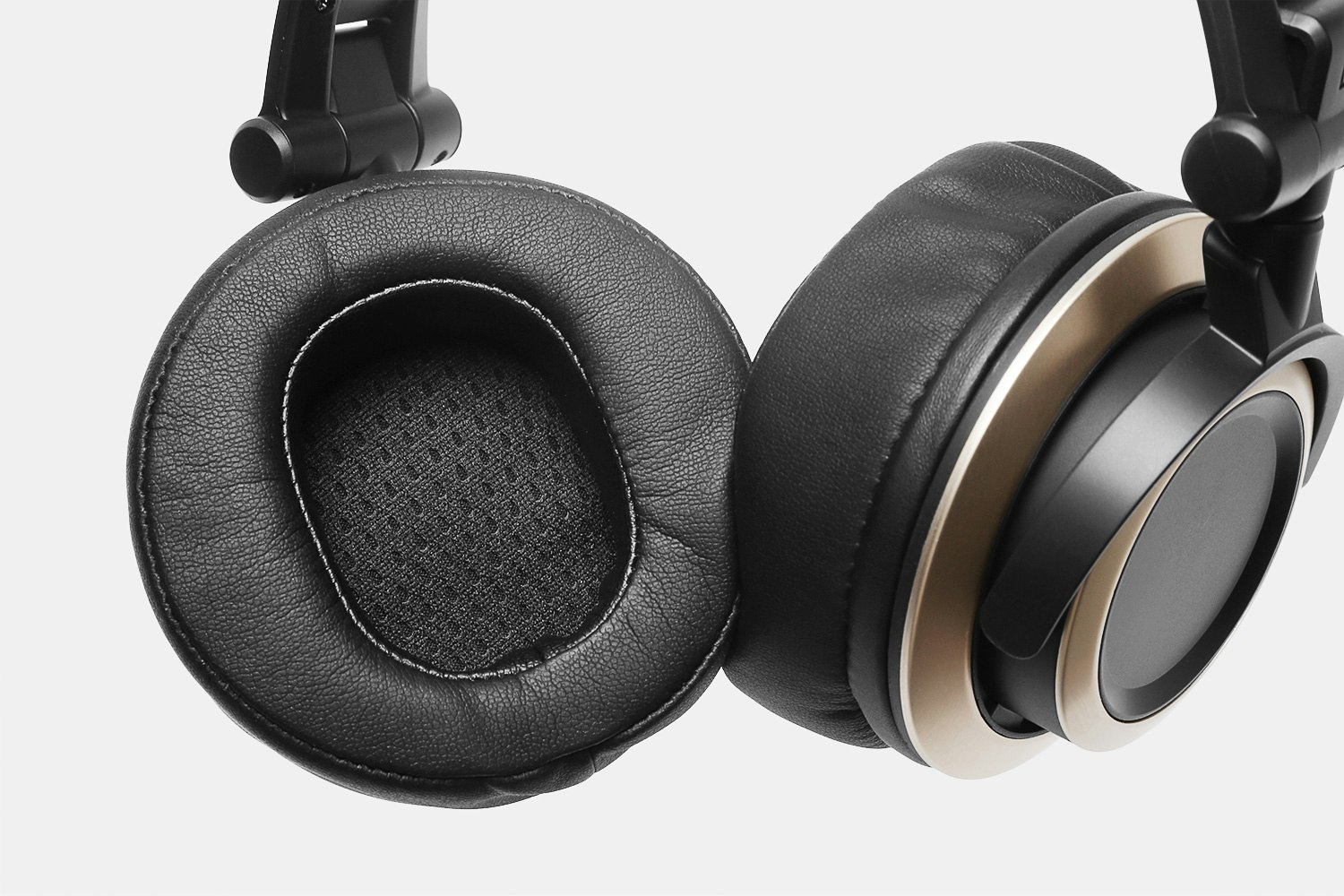 Status Audio CB-1 Studio Headphones