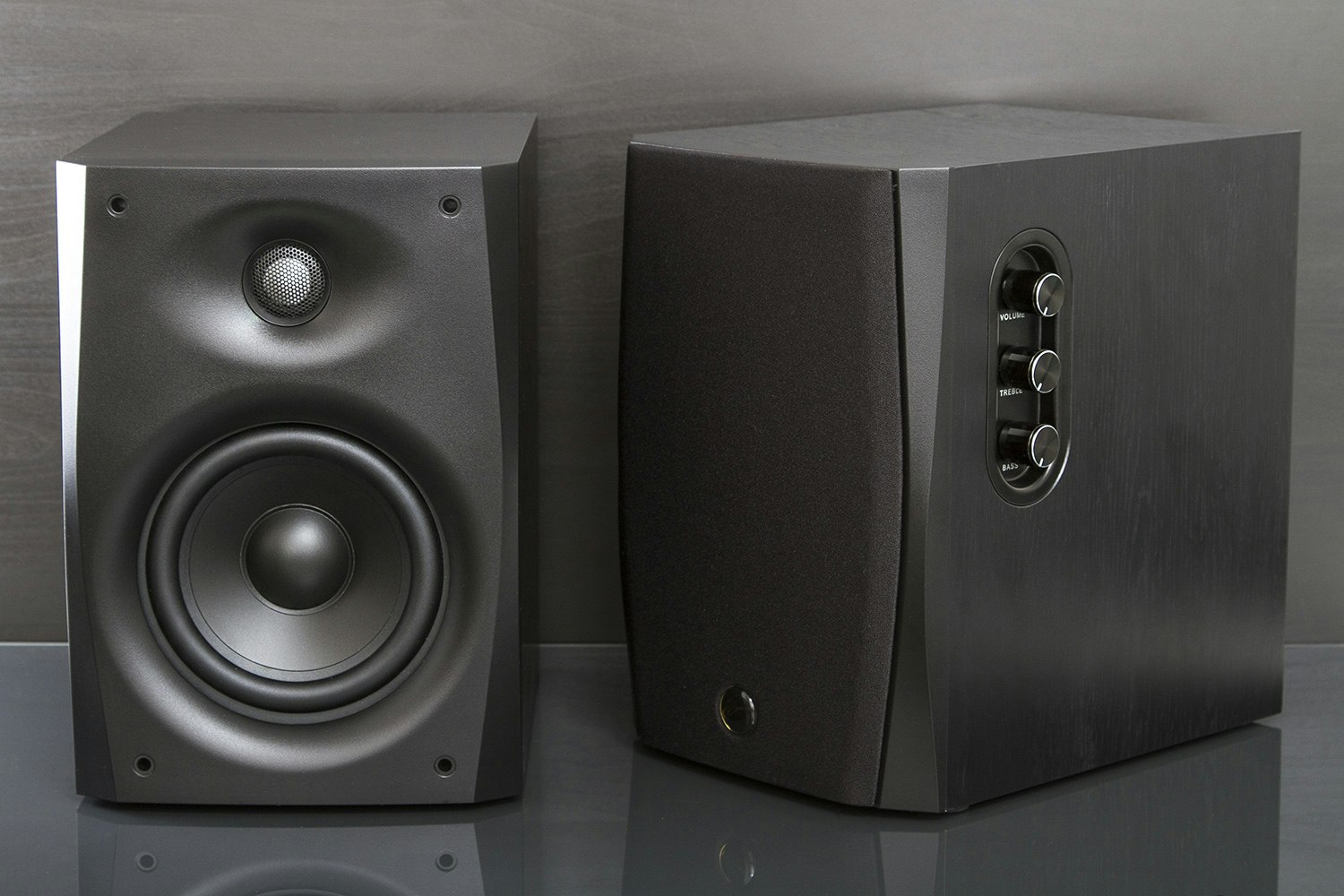 HiVi D1010/D1080 Mk IV Powered Speakers