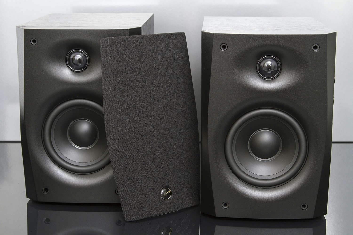 swan powered speakers