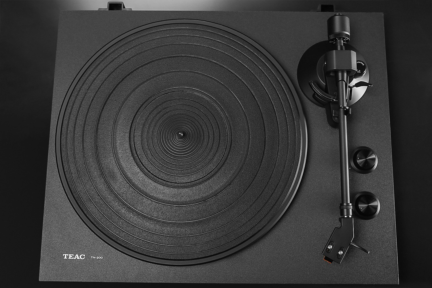 TEAC TN-200 Turntable