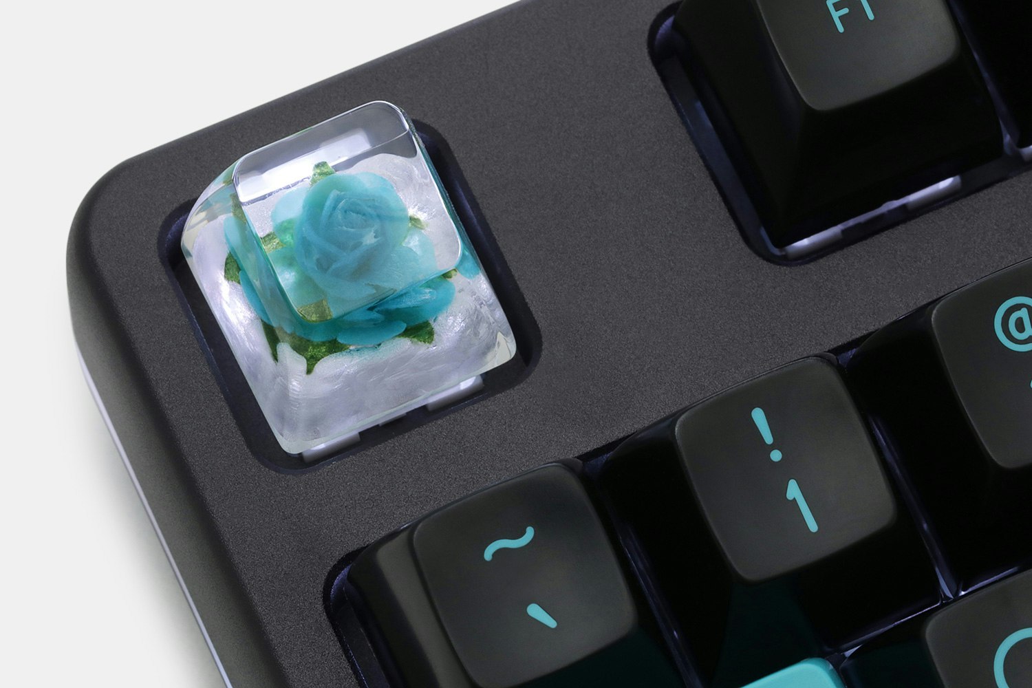 The Eye Key Rose Resin Artisan Keycap