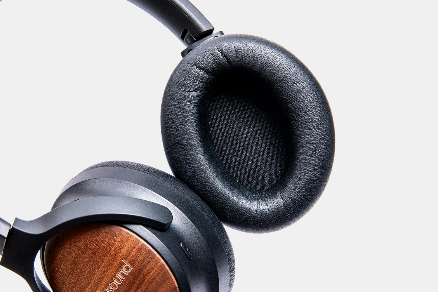 Thinksound ov202w Wireless Over-Ear Headphones