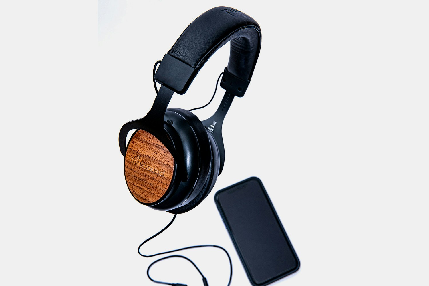 Thinksound ov21 Closed-Back Headphones
