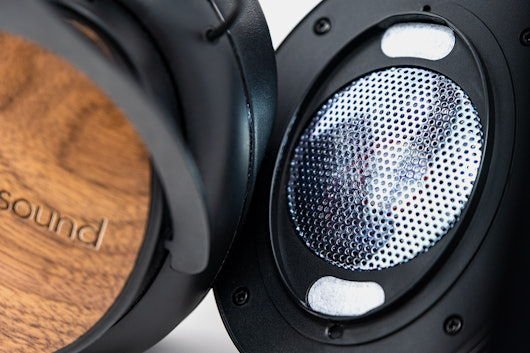 Thinksound ov21 Closed-Back Headphones