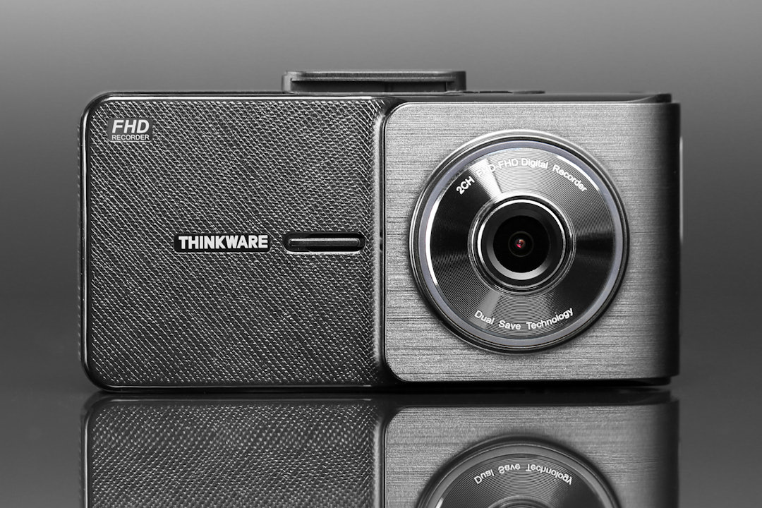Thinkware X550 Dash Camera w/ Rear Camera