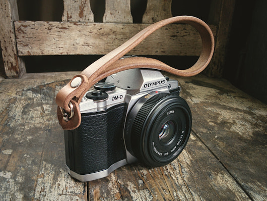 Hollows Leather Camera Strap