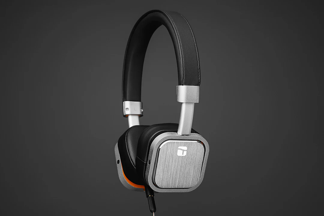 Torque T402V Customizable Headphones