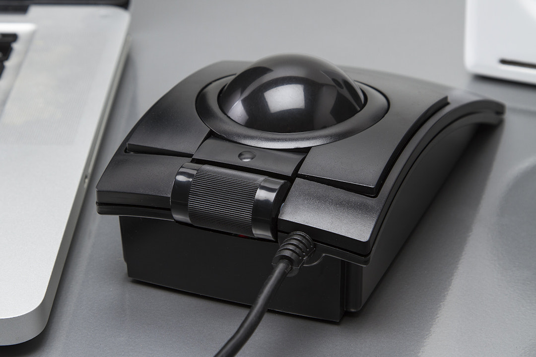 CST LaserTRAC Trackball