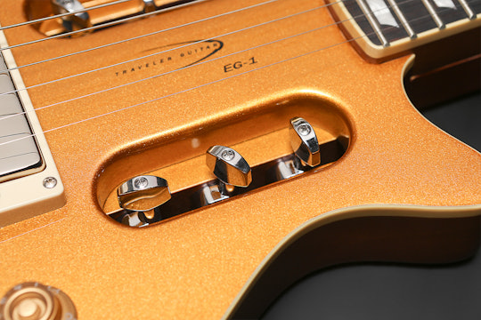 Traveler Guitar EG-1 Custom Gold