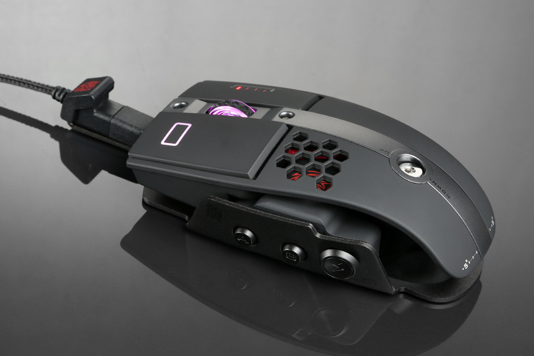 Tt eSPORTS Level 10M Hybrid Wireless Gaming Mouse