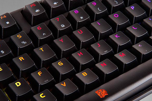 Tt Poseidon Z RGB Mechanical Gaming Keyboard