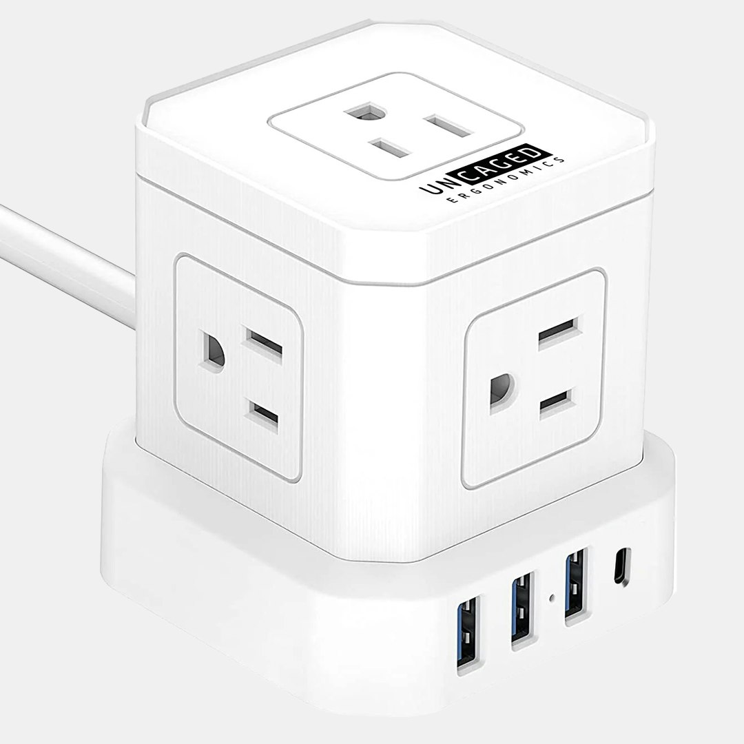 Uncaged Ergonomics Cube USB Power Strip Battlestations Desk