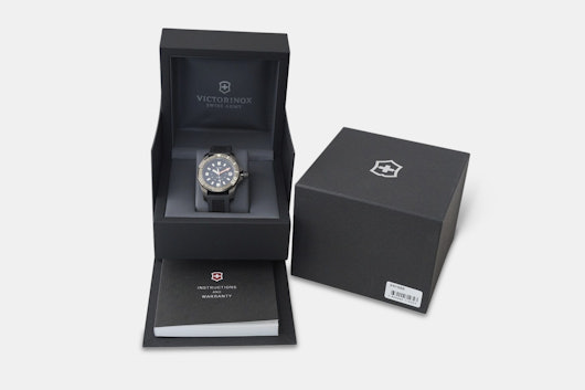Victorinox Dive Master 500 Mid-Size Quartz Watch
