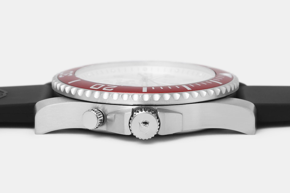 Victorinox Maverick II Watch | Price & Reviews | Massdrop