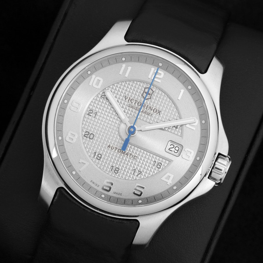 victorinox automatic watches