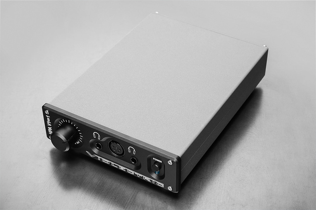Violectric HPA V181 Balanced Headphone Amplifier