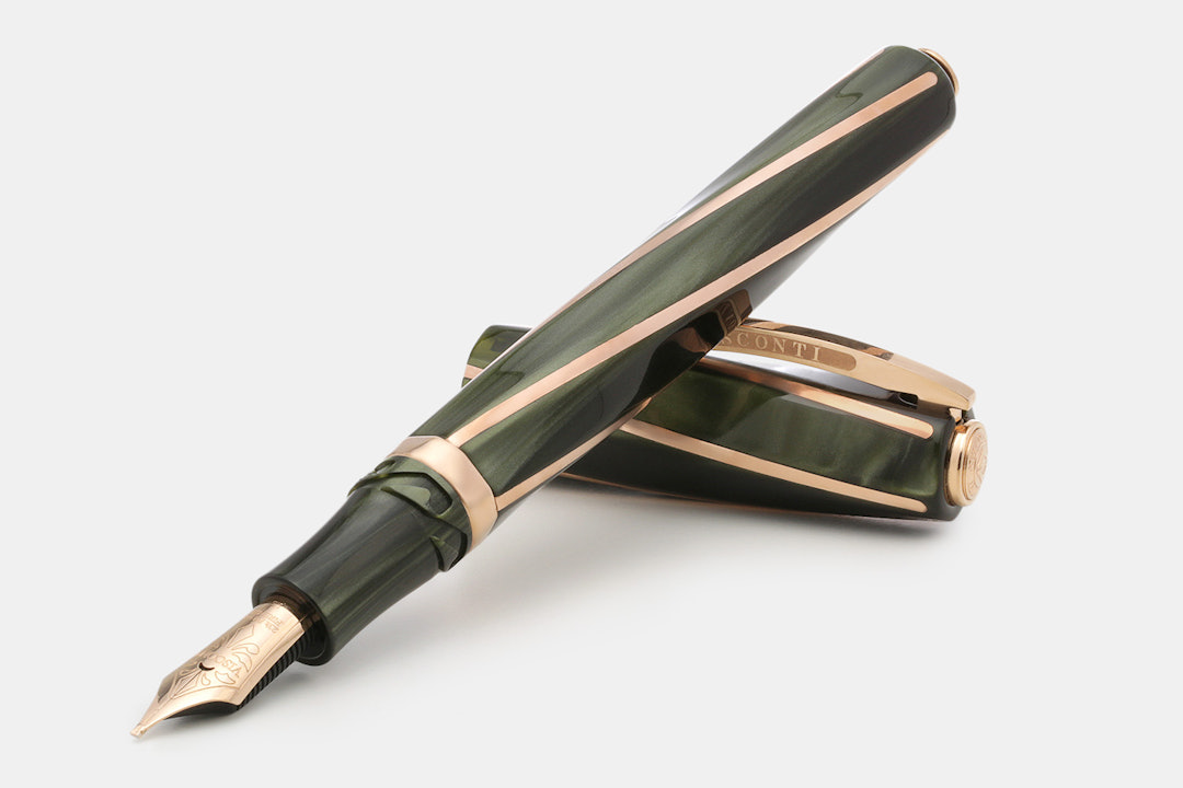 Visconti Divina Elegance Emerald Green Fountain Pen
