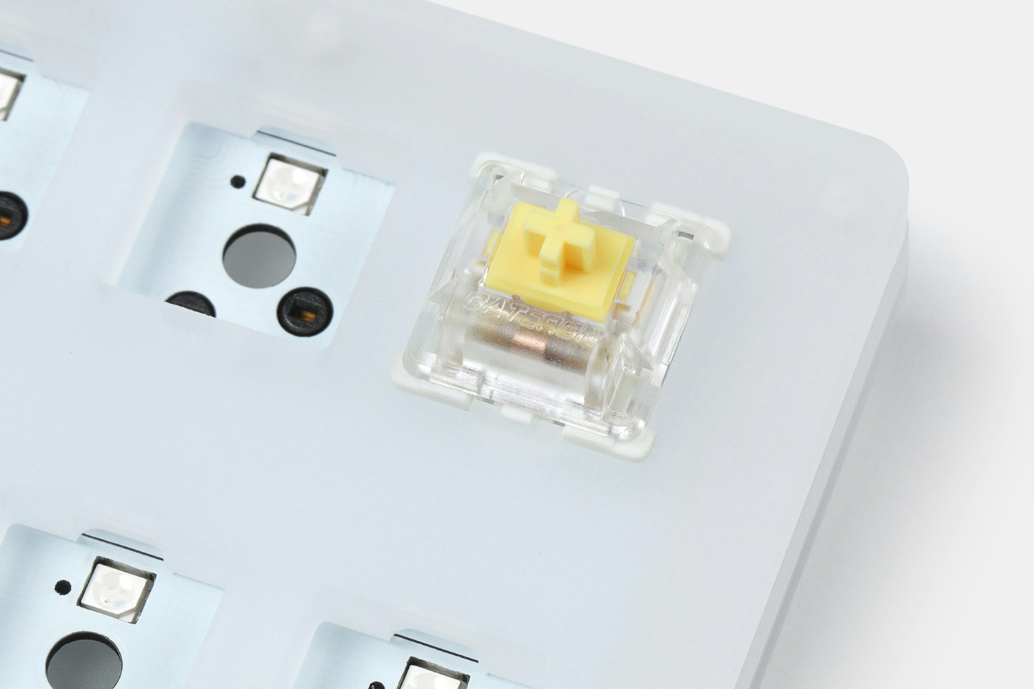 Womier K21 Hot-Swappable RGB Acrylic Mechanical Keypad