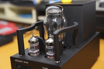 xDuoo TA-30 Tube Headphone Amplifier + DAC