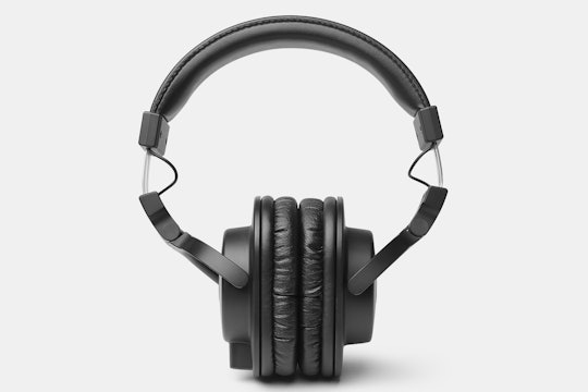 Yamaha HPH-MT5 & MT8 Studio Headphones
